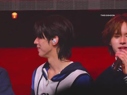 霸道老牛强制爱
#寻珍#金道勋#韩振#tws高雄 #tws演唱会