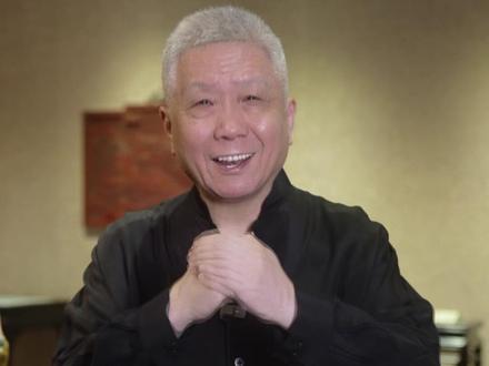 如何行中国传统礼仪拱手礼?这件文物给出了“标准答案”。 #让这个夏天更有趣 #抖音夏日光合季