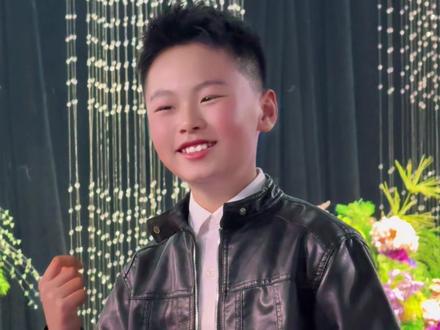 洪浩轩唱护花使者的片段来了#少年派主持人洪浩轩 #少年派主持人杨宇浩 #杨宇浩 #洪浩轩 #婚礼主持人洪浩轩
