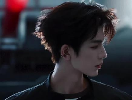 此满分男#张凌赫#赛车#逐玉@张凌赫