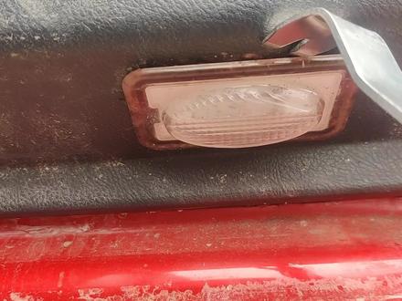 #汽车电器维修 #修理工的日常 #修车 欧曼gtl est玻璃升降器拆卸教程,视频制作不易,有些细节未能录制,细节请联系#卡车 #中视频伙伴计划