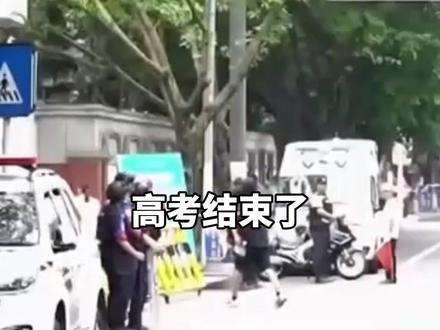 高考后收到这些短信,千万别信!@连警小哥#高考#热点追踪#反诈#媒体精选计划