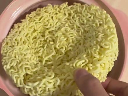 #我饮酒点孤灯 #火鸡面 撒西不理哒呐