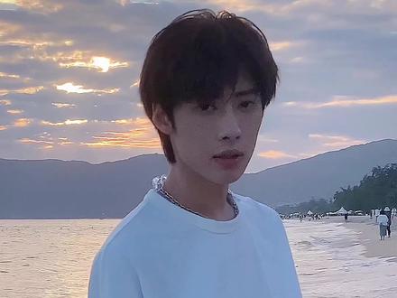 吴晗22:给你的恶作剧 - 抖音