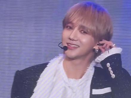 【231104SJ18周年FM第一场Ment饭拍】姐妹们😍替我多喊几声😍好爱😍#金康熏 #艺声 #金钟云 #superjunior #Yesung