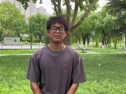 成功的道路并不总是一帆风顺,但不要气馁,更不要轻言退缩。学会转换思路,而后脚踏实地、步履不停,方能到达星辰大海#曲阜师范大学 #录取通知书拿到了 #复读 #体育生#进击的准大学生