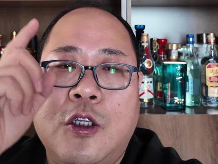 囤酒是一种病,什么时候能好转,取决于家里还能不能放得下……#辉月有话说 #囤酒 #囤酒爱好者 #品酒品人生 #白酒
