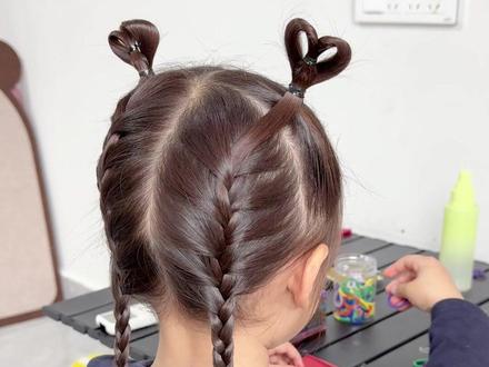 幼儿园一周发型分享来啦#编发简单易学 #儿童编发 #发型教程 #生女儿就是用来打扮的 #简单易学 @DOU+好生意 @DOU+小助手