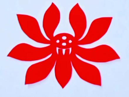 剪个莲花 简单漂亮,有非常好的寓意#剪纸教程 #手工 #莲花
