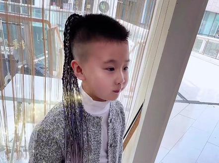 过年了 给小宝贝安排帅帅的发型#编发 #青岛编发 #青岛接发 #新年造万象