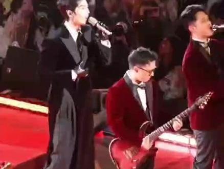 见到这张脸怎么能忍住不叫呢#张凌赫 #湖南跨年晚会