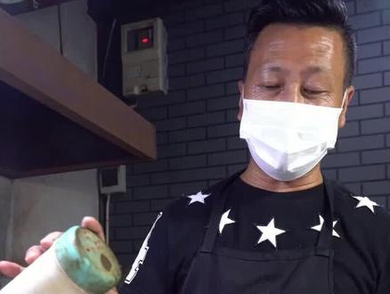 老赵的香酥鸡,浓油赤酱,养育了一届又一届的#睢宁 学子#美食推荐 #美食推荐 #江苏美好推荐官 #记忆中的味道