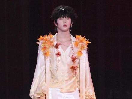 张函瑞《黄昏晓》4K直拍 #张函瑞 #张函瑞四代第一主唱 #黄昏晓 #直拍