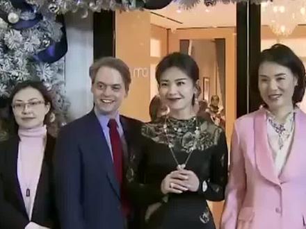 刘涛到云南买玉佩,从20万砍价到100元! #刘涛 #演员 #明星经历