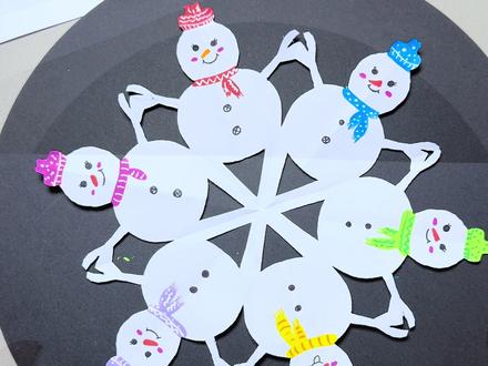 用一张A4纸画可爱的雪人窗花#儿童绘画 #手工剪纸 #幼儿特色手工画 #幼儿美术 #幼儿创意手工