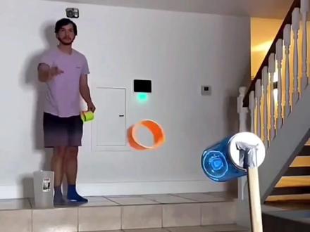 一张纸制作史上最强圆筒纸飞机,指哪打哪飞的超远#圆筒纸飞机 #纸飞机 #折纸教程