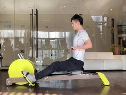 #划船机 减脂效果怎么样?应该如何使用呢?#小莫划船机 #减肥 #不伤膝盖的有氧运动