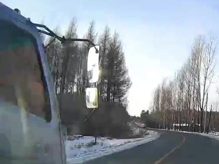 零下20度,开200续航熊猫mini,从哈尔滨到亚布力的真实续航体现。亚布力滑雪场景区太空舱别墅酒店太赞了#哈尔滨旅游 #亚布力住宿 #熊猫mini #创作灵感 #vlog十亿流量扶持计划 @巨量本地推