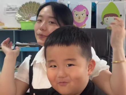 多么造句,妈妈多么漂亮,多么善良,多么善解人意!#家庭日常 #记录真实生活