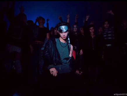 #神级live现场 #实体专辑 #黄明昊Justin