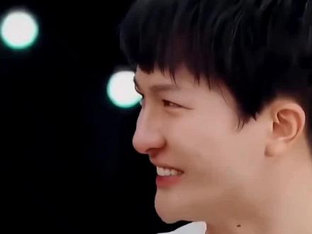 周深捐款百万支援香港灾情#周深#明星#娱乐