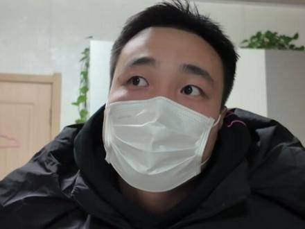 互联网人物传第七期 —— CF老四 语言尖刀他来了,北部双子星之一#cf老四 #陪我吃饭最多的人 #赛博人物志 #测评陪玩 #cf老四张君羊