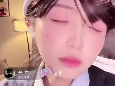 #直播名场面 #名场面连麦 这谁能绷得住
