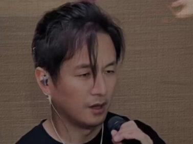 《手足情深》词曲皆由王杰亲笔所作,写给幼年失散的兄长,一字一句,全是相隔天涯、难以相见的满心遗憾。#翻唱#王杰#直播