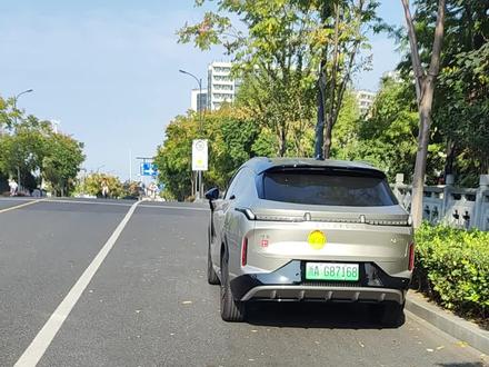 #flymeauto +魅族20pro手车互联,用了就离不开啦。快来看看这些好用的功能吧。手机即钥匙+无感智能+运用接力+小窗模式。@领克汽车 @魅族官方旗舰店 #手车互联我只要1秒 #领克08 #魅族20 #这很领克