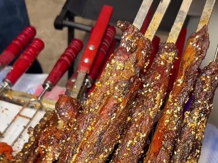 来个北方的朋友告诉我这是正宗的东北烧烤吗?#大油边 #东北烧烤 #我在小院儿扎堆#分享家乡美食 #真材实料才能做出好味道