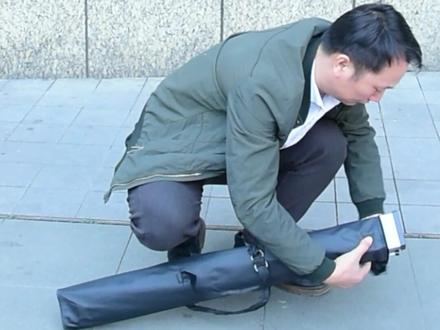 易拉宝展架安装,效果很棒的易拉宝展架,质感很强,赶紧推荐给大家!#易拉宝 #展架 #广告 @DOU+小助手