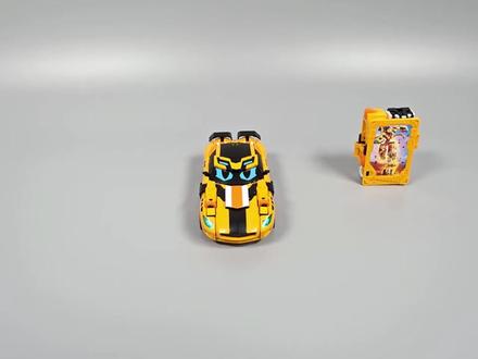 炫卡斗士W 捷豹塔姬 变形玩具评测