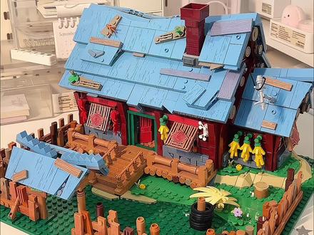 ❗️起猛了…拼到光头强的森林木屋啦~
#熊出没 #光头强 #熊大熊二 #积木 #吃谷