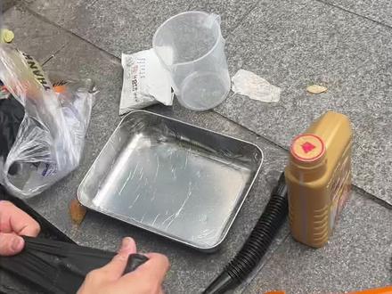 豪爵UHR150 自己动手保养 怎么消除保养信号灯,怎么设置下一次保养公里数#豪爵uhr150 #保养 #踏板摩托车