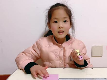 停课不停学,我爱做手工~
ELsa折纸小课堂———
一起来学折猫咪戒指💍