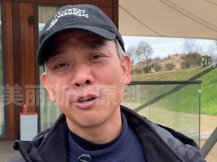 #张家界七星山荒野求生 决赛即将开始#选手老中医说这几天休息得好手都胖嘟嘟了 还说这次进山要学“苗王”先找物资!(记者:傅逸伦)