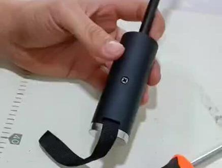 今天请我们师傅做个拆解自动伞柄视频教程,满满都是干货。#实用好物 #专业生产厂家 #雨伞厂家