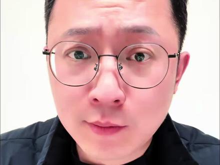 堵车第一辆车在干嘛?前面很空为什么跑不起来。#堵车 #堵车第一辆车到底在干嘛