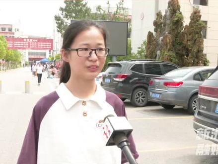 湖北省2024年普通高考新洲四中复读生王慧娟,高考成绩从2023年的533分提升到2024年的602分,是新洲四中今年物理向最高分。