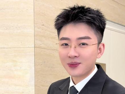 怎么还不好意思了呢#理想型 #人夫感 #爹系男友