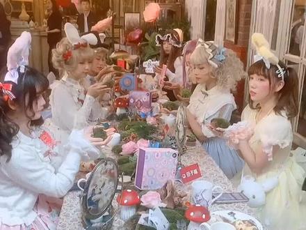 究竟是道德的沦丧!还是人性的丧失!一群lo娘竟然在茶会……