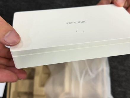 无忧畅享,轻松组网!😄✨TP-LINK 异地组网 4G 路由器 TL-R470-4G#路由器#路由器推荐 #数码科技 #网速