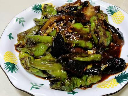 爱吃茄子怕费油一定要学的技巧,螺丝椒烧茄子,省油下饭神器 #抖音美食创作人 #美食教程 #下饭家常菜做法