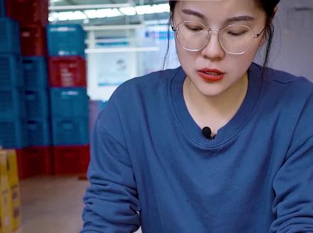 想知道大闸蟹是如何打包的吗?这条视频告诉你!#海鲜礼盒 #阳澄湖大闸蟹 @抖音小助手