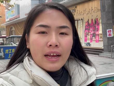 天气预报说这周五要下大雪了,不知道能不能下得下来,大家觉得嘞?
#河南济源#河南大雪#天气预报#下雪了#保暖