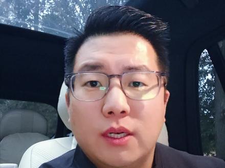 26年汽车补贴政策明确落地,置换补贴、报废补贴都有持续进行,且26年整体补贴金额要高于25年,但补贴的策略、方式、方法发生一定的变化,为了进一步提高消费,可能会进行车总价的金额的一定比例的补贴,举例 20万的车 补贴两万,10万的车 补贴1万,但肯定是有上限,这样的好处就是比一刀切有很多的好处#汽车补贴 #26年汽车补贴 @乐道汽车 @加电的沈斐 @蔚来的李斌 @千杯汇@乐道L90全国车友会 @龙少@千杯汇(新8提车中)