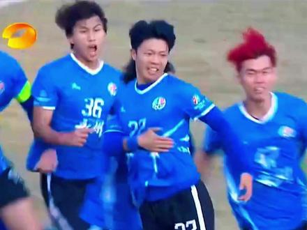 湘超淘汰赛/娄底4vs5永州/倒挂金钩/全球天下十佳进球/ #湘超联赛 #张涛 #永州队 #永州文旅
祝贺张涛,祝贺永州队,祝贺湘超联赛!央视五台12月15日《天下足球》节目,一周世界足坛十佳进球评选,永州队张涛的倒挂金钩进球位列世界足坛最精彩进球第五名!不仅是永州、湖南的荣耀,也是代表中国足球的荣耀。