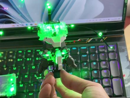 长龍mgex独角兽有效避免拼胯部灯组损坏问题和其他注意事项,视频较长,但为了你的独角兽不二次拆装还是把前两分钟看完吧,很有效。#mgex独角兽#高达模型 #高达模型制作