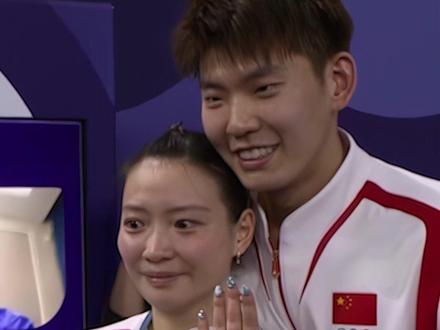 属于奥运的浪漫!夺金后,黄雅琼被男友、同是国羽选手的刘雨辰求婚!点赞祝福!