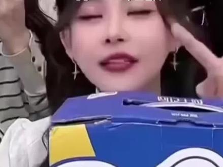辛选主播蛋蛋直播引争议,将适用于成人的牛奶推荐家长给孩子当水喝,工作室道歉
